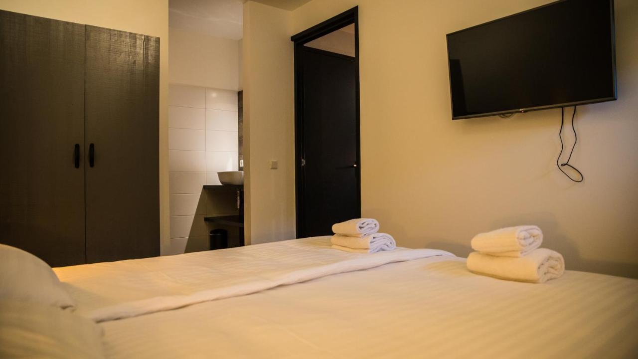 Welcome In - Oranjezon - Vakantiehuizen 2 & 4 Personen เฟราเวนโปลเดอร์ ภายนอก รูปภาพ